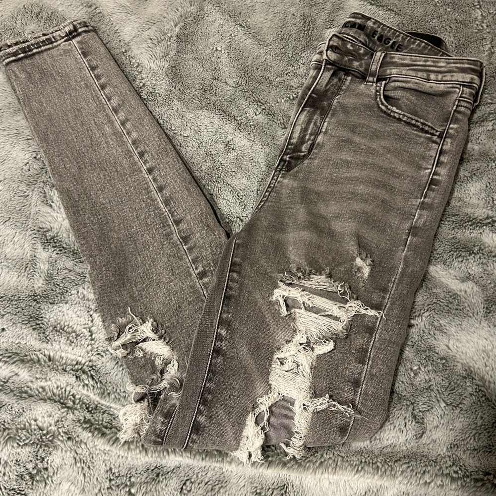American Eagle Distressed Gray Super Hi Rise Jegging